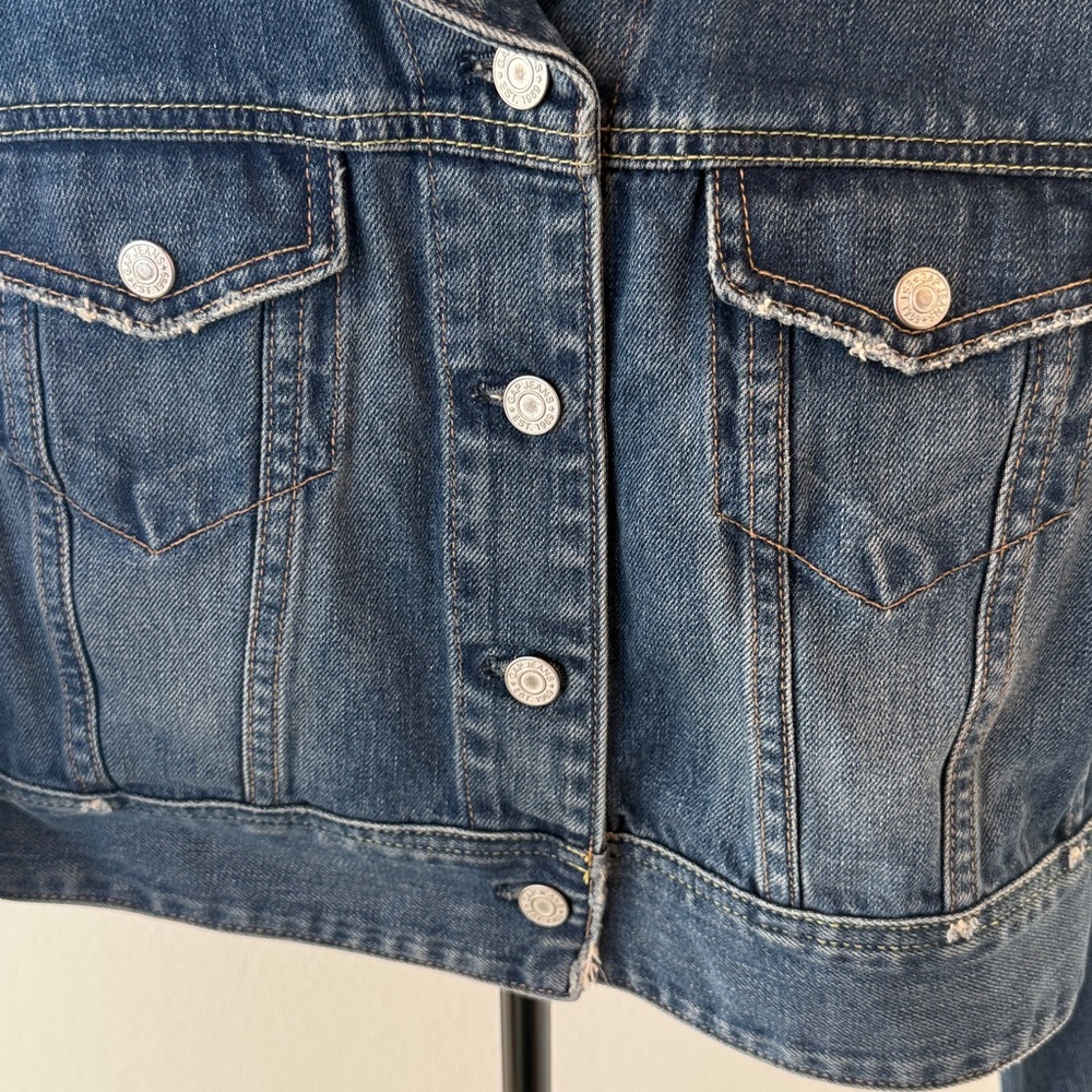 GAP Dark Blue Cropped Jean Jacket size Medium - Picture 3 of 5
